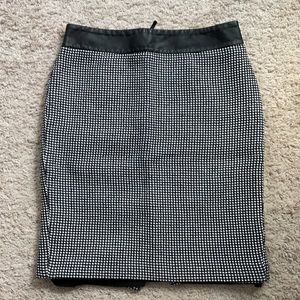 Ann Taylor Tweed Pencil Skirt w/ Leather Waistline
